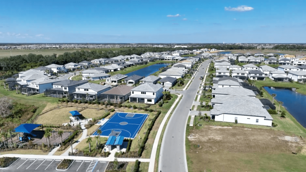 Arial view of homes in Sapphire Point