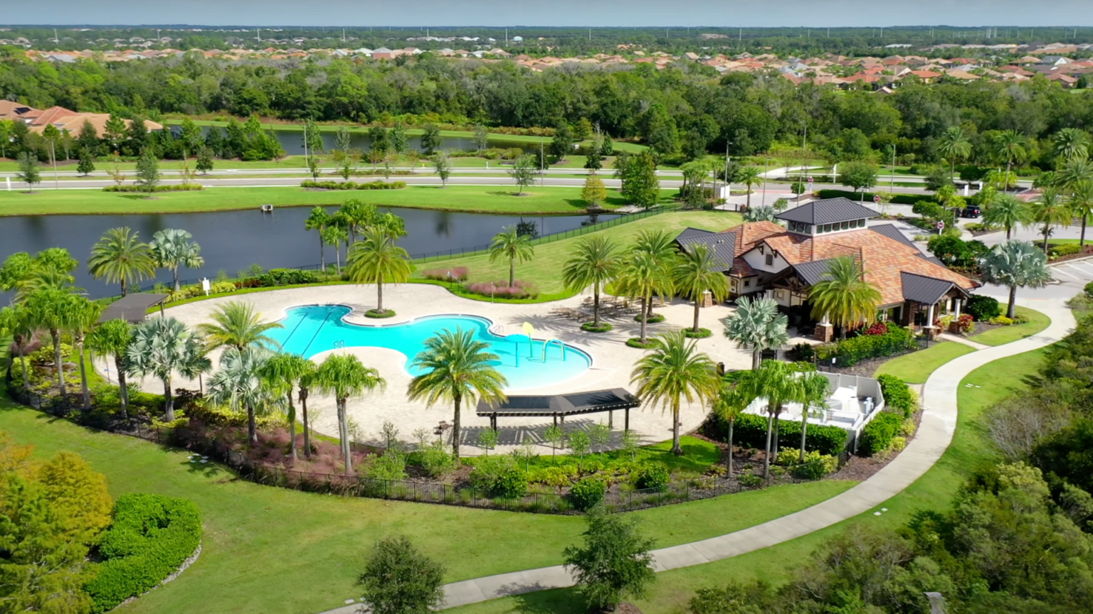 Resort Amenities at Country Club East