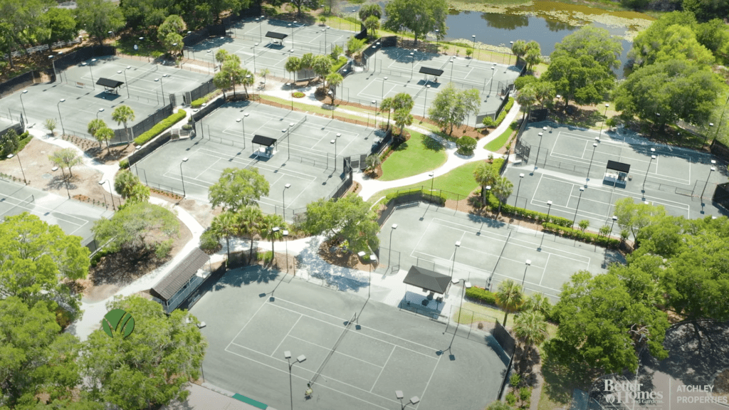 Country Club Tennis Courts