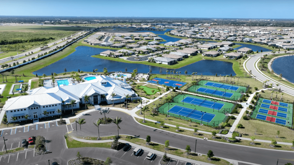 Lorraine Lakes Amenity Center