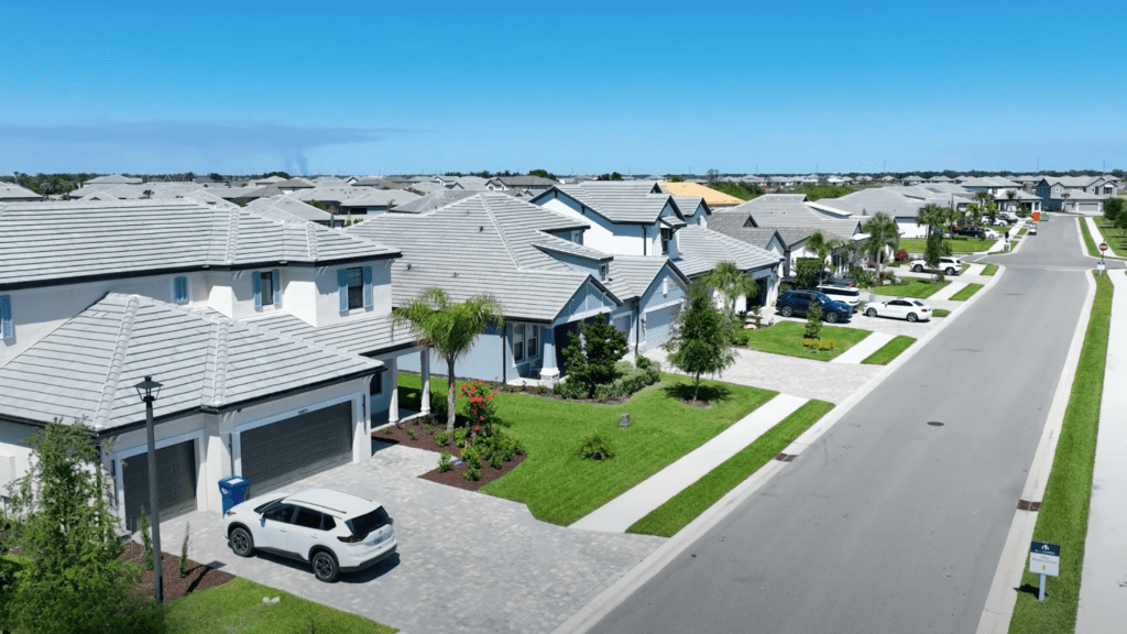 Single Family Homes in Sweetwater Lakewood Ranch