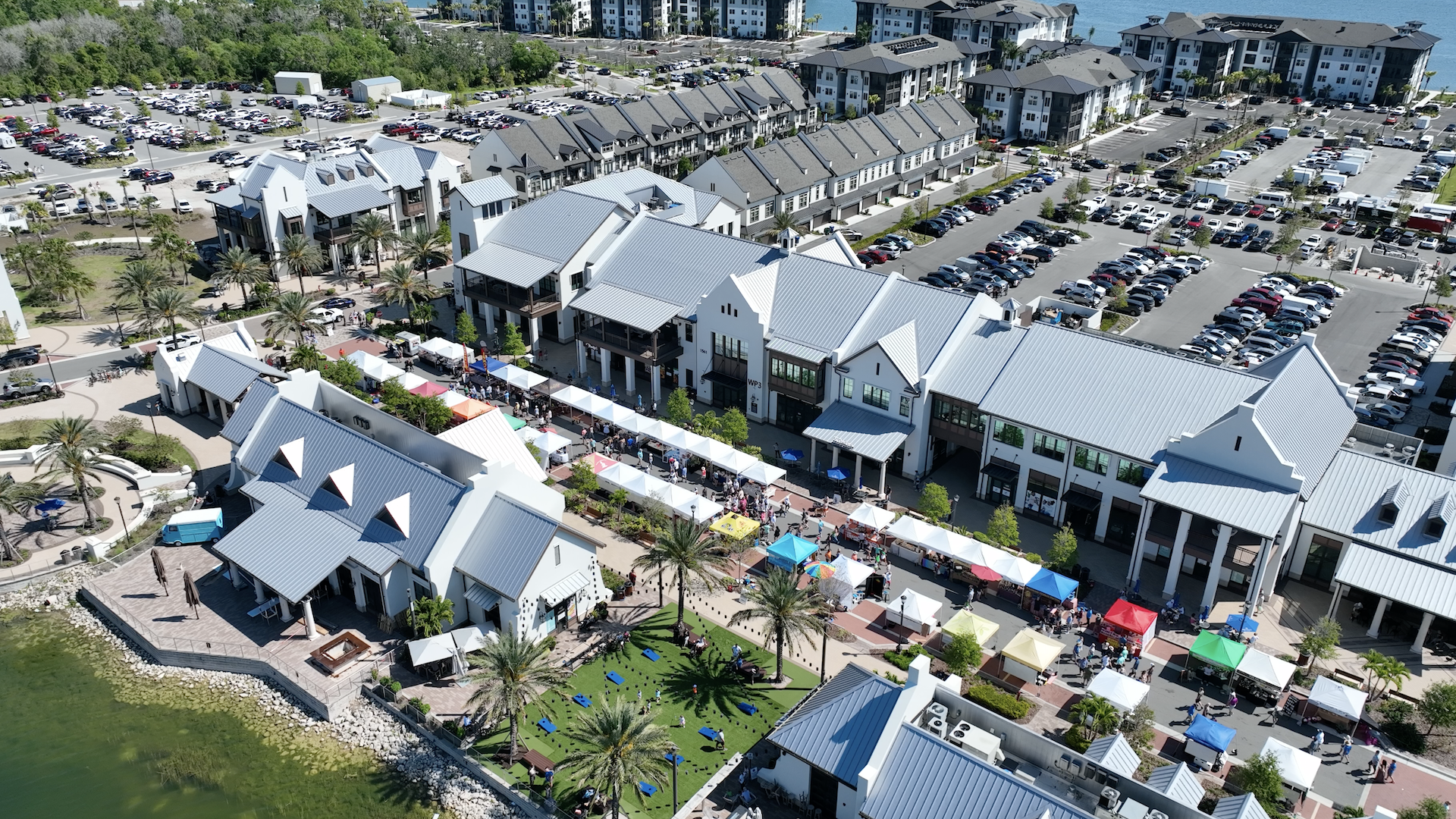 Farmers Market at Waterside Place