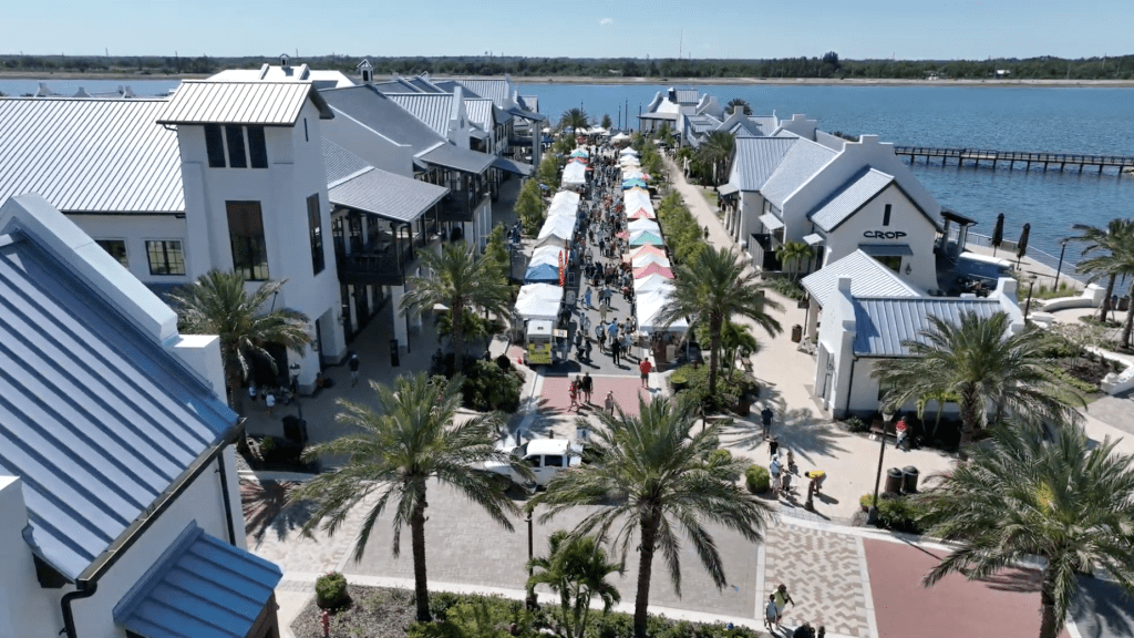 Waterside Farmers market in Sarasota