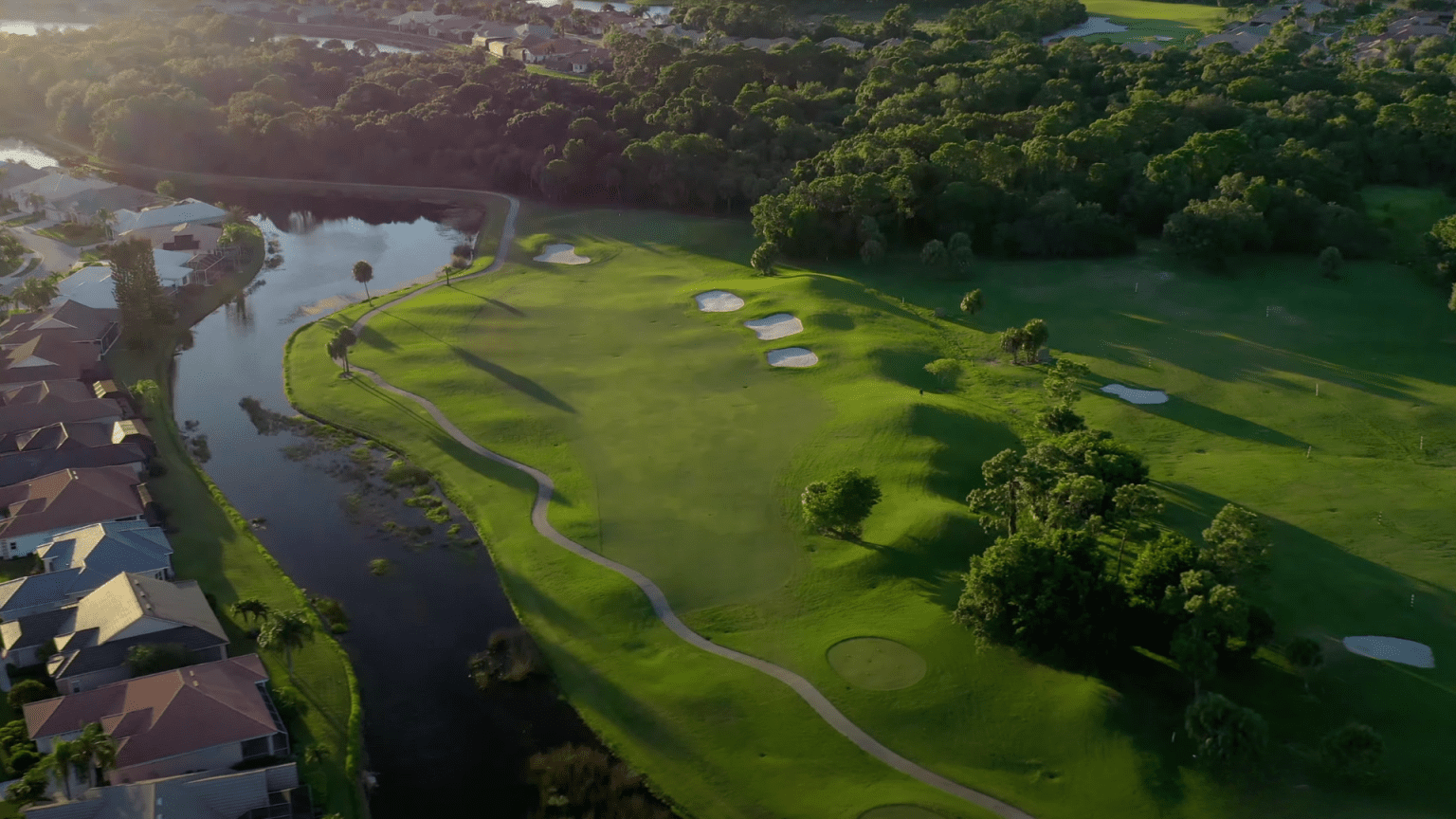 Pelican Pointe Golf and Country Club