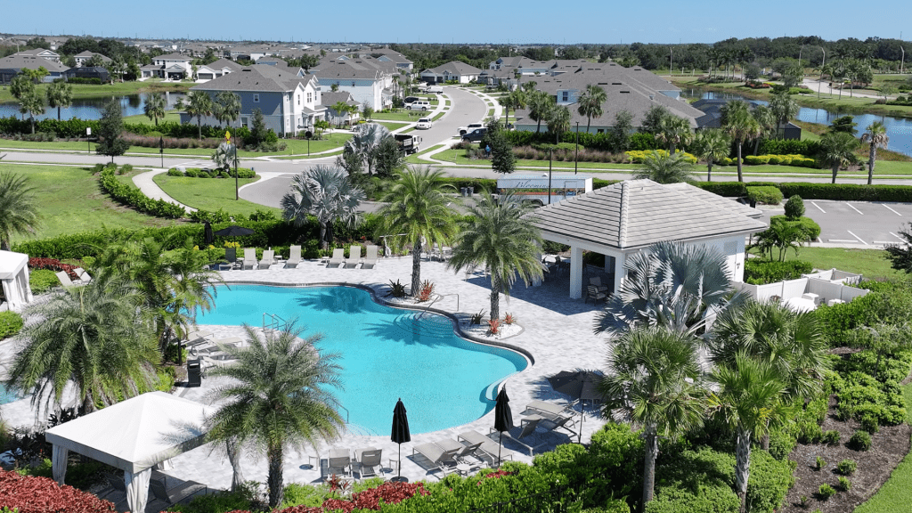 Park East Azario Pools Cabana